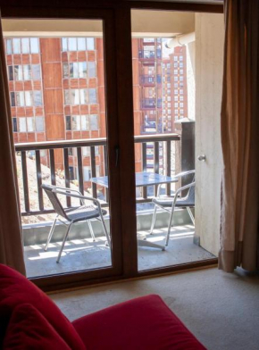 Depto Studio SKI OUT Valle Nevado, funcional 2PAX Edificio Valle de Cóndores Servicio HOM VC1401